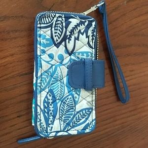 Vera Bradley RFID Smartphone Wristlet